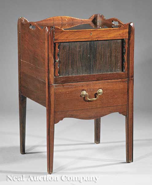 A Georgian Mahogany Commode late