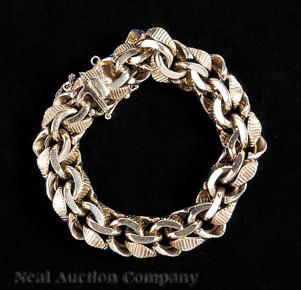 A 14 kt Yellow Gold Link Bracelet 13d00e