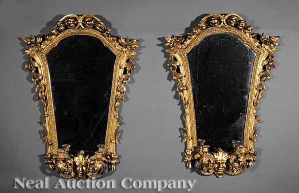 A Pair of Italian Giltwood Mirrors 13d3f7