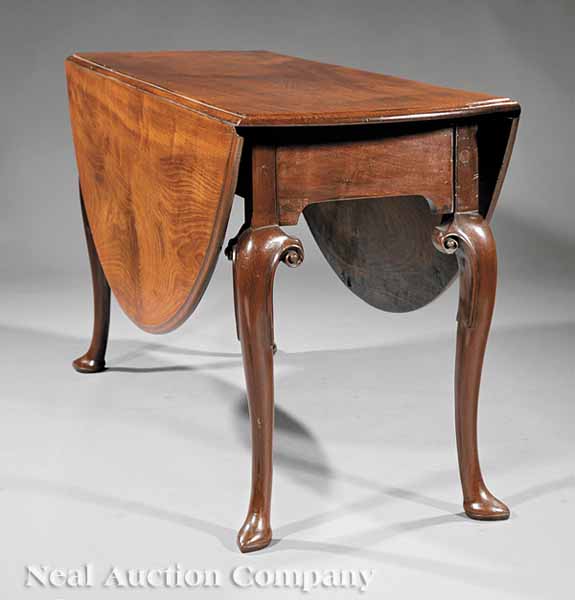 A Georgian Carved Mahogany Dining 13d4c0