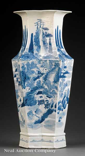 A Chinese Blue and White Porcelain 13d57a