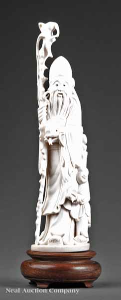 A Chinese Carved Ivory Figure of 13d586