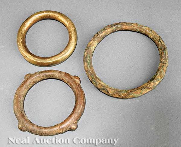A Group of Three African Bronze 13d58c