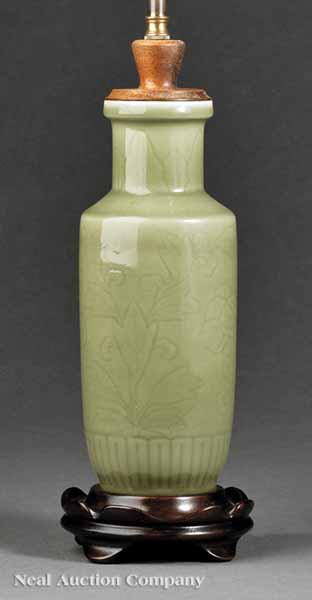 A Chinese Longquan Celadon Porcelain 13d5c0