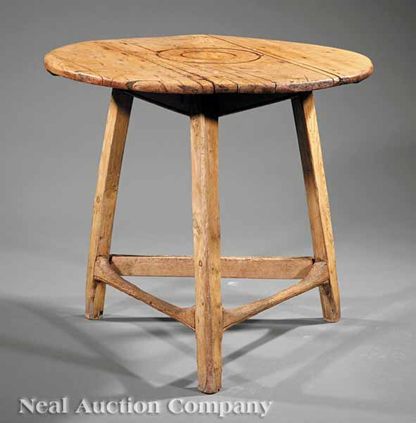 An English Pine Cricket Table mid 19th 13b034