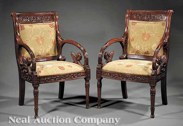 A Pair of Continental Highly Carved 13b448