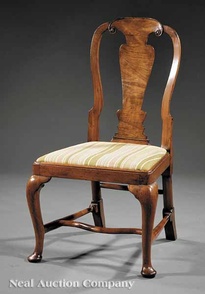 A Queen Anne Walnut Side Chair 13b4e3