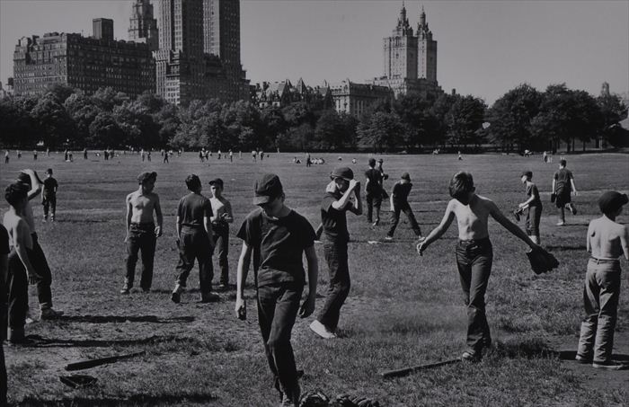 LARRY FINK b 1941 CENTRAL PARK 13bb2b