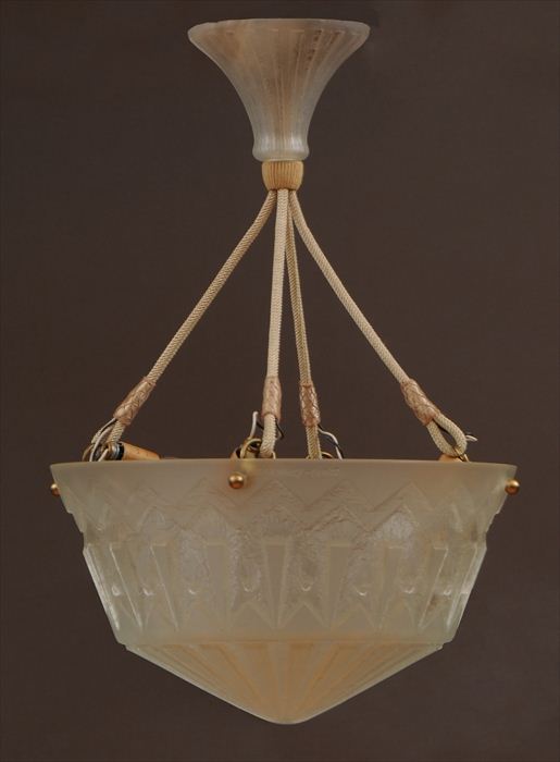 DAUM NANCY ACID-ETCHED CHANDELIER