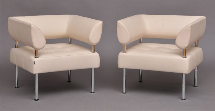 PAIR OF CONTEMPORARY ITALIAN WHITE