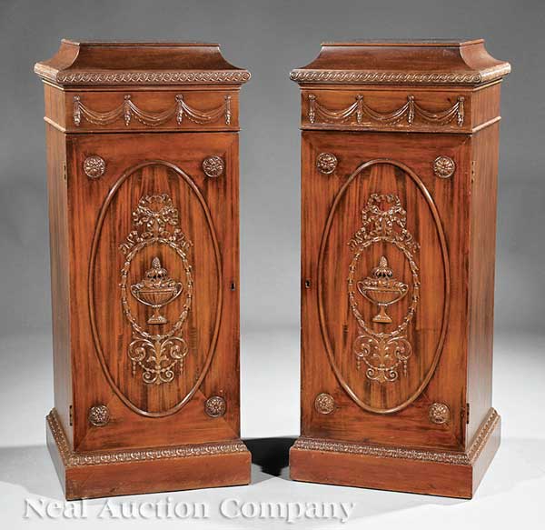 A Pair of Georgian-Style Carved