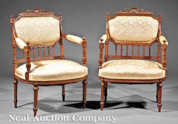 A Pair of French Carved Walnut 13e762