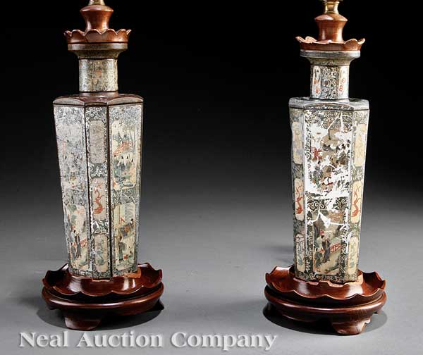 A Pair of English Chinoiserie Decorated 13e784