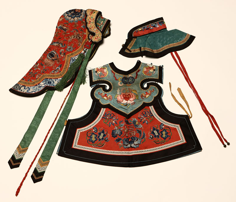 A group of Chinese embroidered 13e8f4
