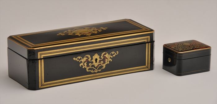 TWO BRASS INLAID BOULLEWORK BOXES 13eba8