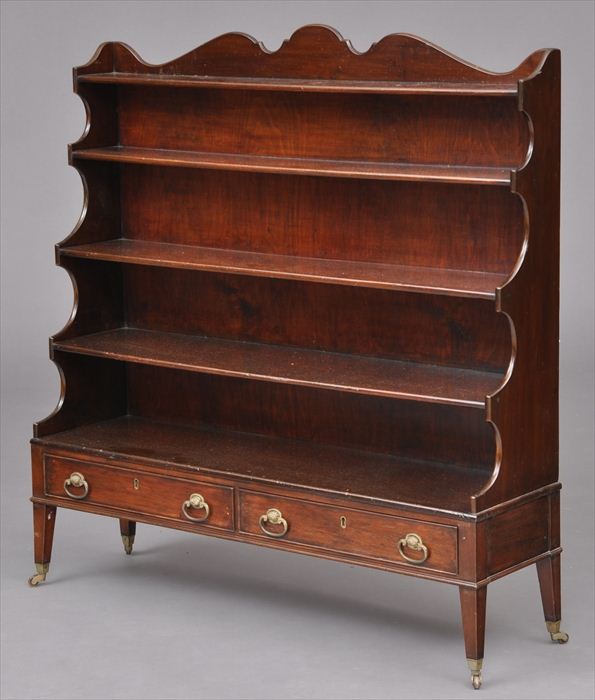 GEORGE III MAHOGANY SMALL BOOKCASE 13ec29