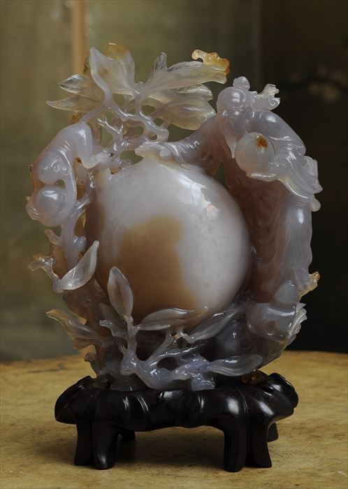 CHINESE CARVED AGATE FIGURE GROUP 13ec6c