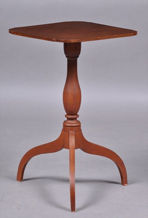 FEDERAL MAHOGANY CANDLESTAND The 13ece4