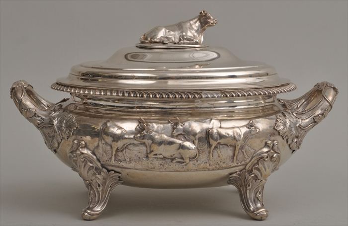 EARLY VICTORIAN SILVER TUREEN AND