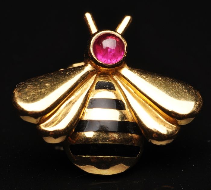 CARTIER GOLD AND ENAMEL BEE PIN 13f1b5