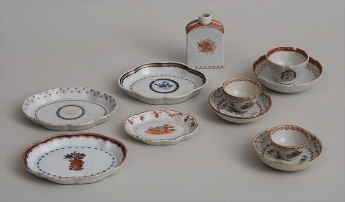 ELEVEN CHINESE EXPORT PORCELAIN