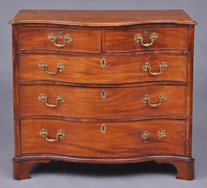 GEORGE III MAHOGANY SERPENTINE FRONTED 13f23b