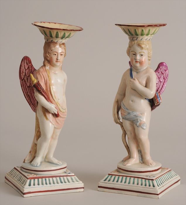 PAIR OF ENGLISH PEARLWARE CUPID 13f250