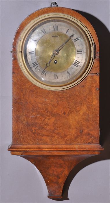 VICTORIAN FIGURED WALNUT WALL CLOCK 13f32e