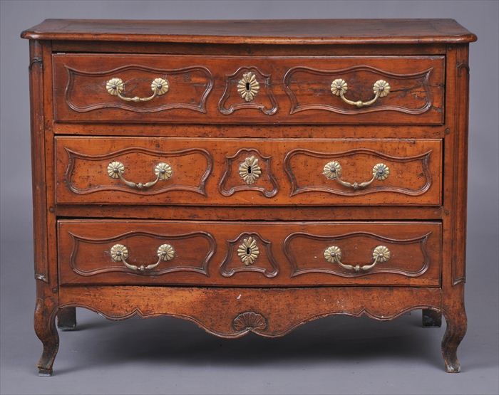 LOUIS XV PROVINCIAL WALNUT SERPENTINE FRONTED 13f36a