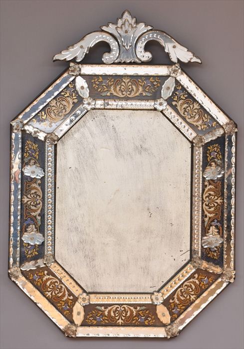 BAROQUE STYLE ENAMELED MIRROR The 13f36e