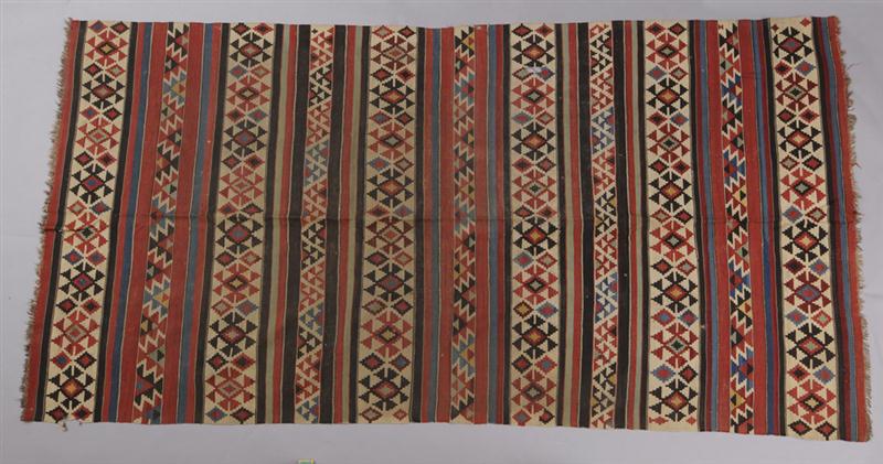 CAUCASIAN KILIM Worked with latched 13f508