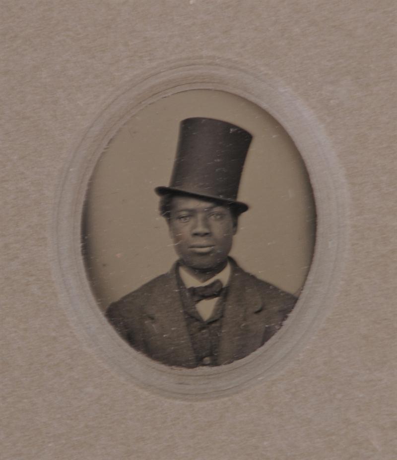 UNKNOWN BLACK MAN IN A TOP HAT 13f560