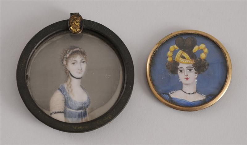 TWO CONTINENTAL RONDEL PORTRAITS