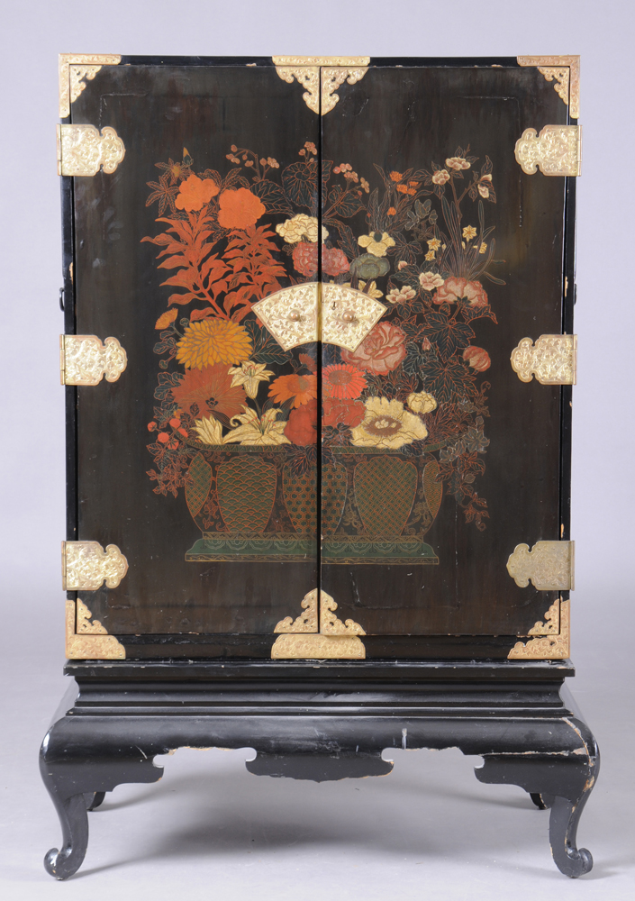 JAPANESE GILT METAL MOUNTED BLACK 13f704