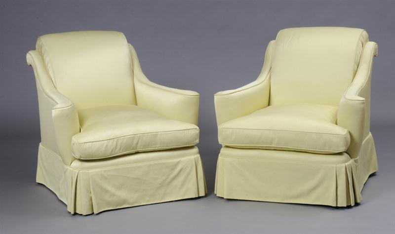 PAIR OF UPHOLSTERED ARMCHAIRS NANCY