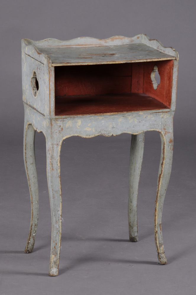 LOUIS XV PAINTED TABLE DE CHEVET 13f739