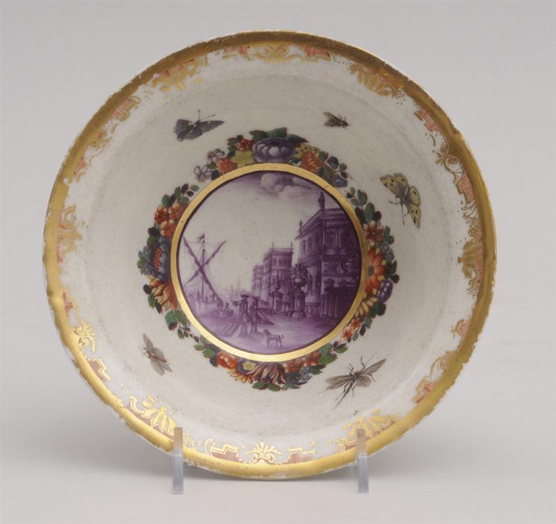 MEISSEN HAUSMALER BOWL Circa 1725; painted