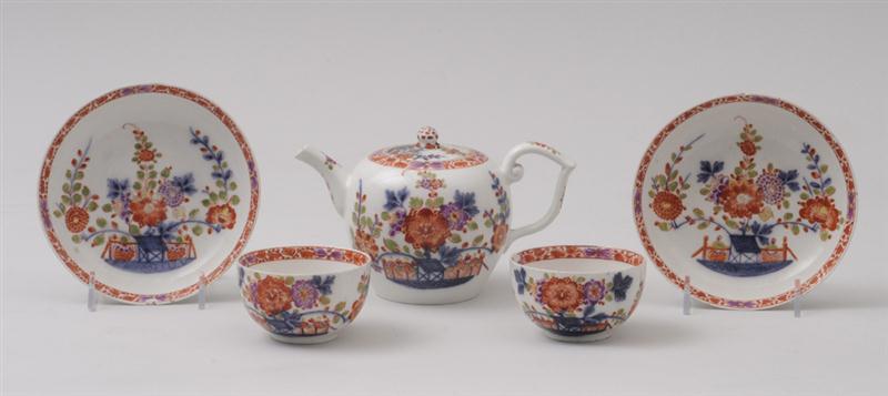 MEISSEN IMARI TEAPOT AND COVER