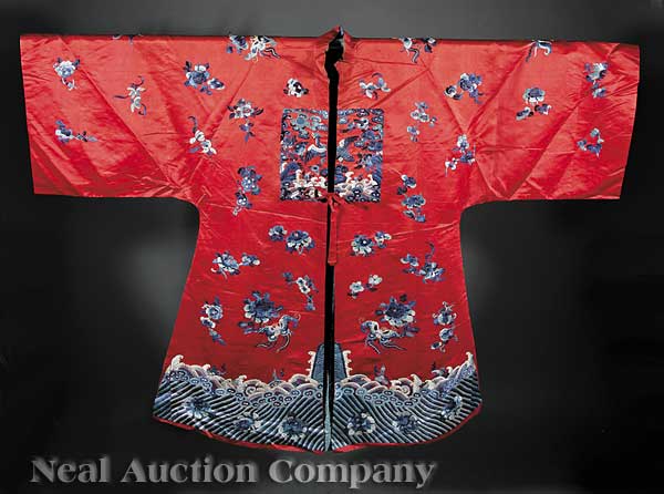 A Chinese Silk Surcoat late 19th 13fcfe