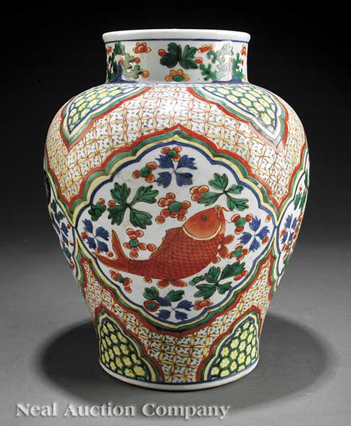 A Chinese Transitional Style Wucai Porcelain