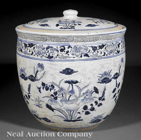 A Chinese Blue and White Porcelain 13fd1e