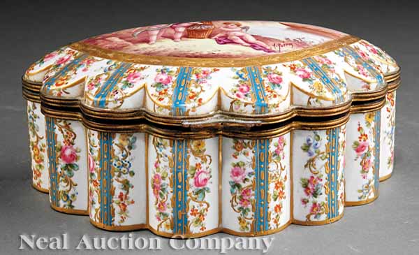 An Antique S vres Style Porcelain 13d6e7