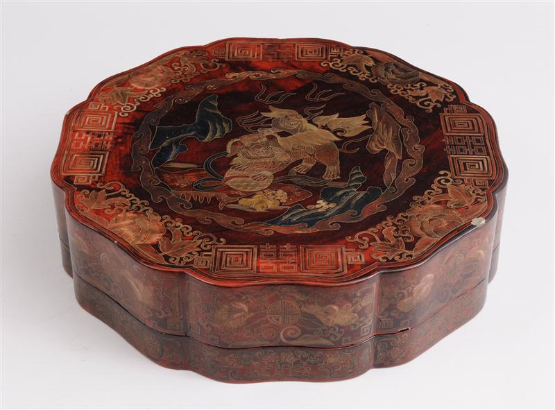 CHINESE RED LACQUER BOX AND COVER 13db60