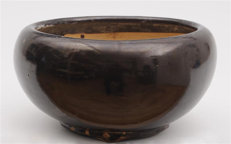 CHINESE UMBER-GLAZED POTTERY BOWL