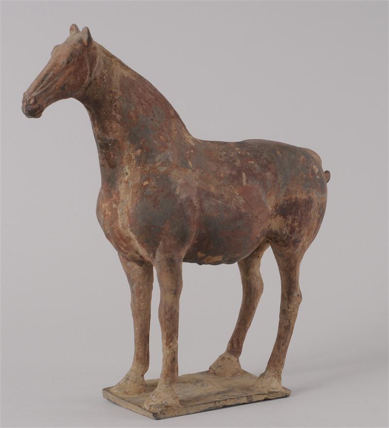 TANG POTTERY FIGURE OF A HORSE 13dbba