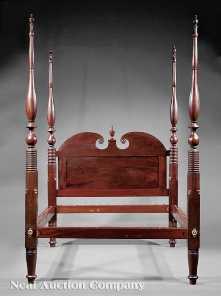 An American Federal Carved Mahogany 13e54d