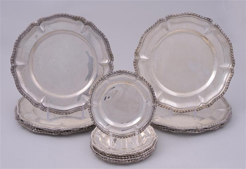 NINE MEXICAN SILVER SERVICE PLATES 140d46