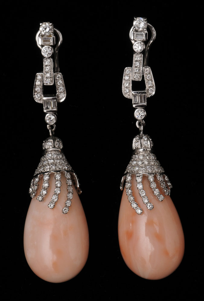 PAIR OF 18K WHITE GOLD CORAL AND