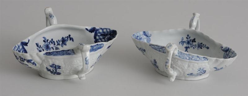 TWO SIMILAR ENGLISH BLUE AND WHITE 14115f