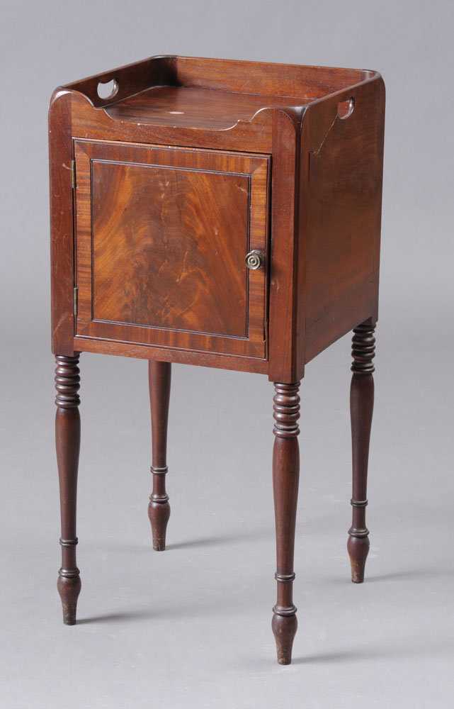 REGENCY CARVED MAHOGANY NIGHT STAND